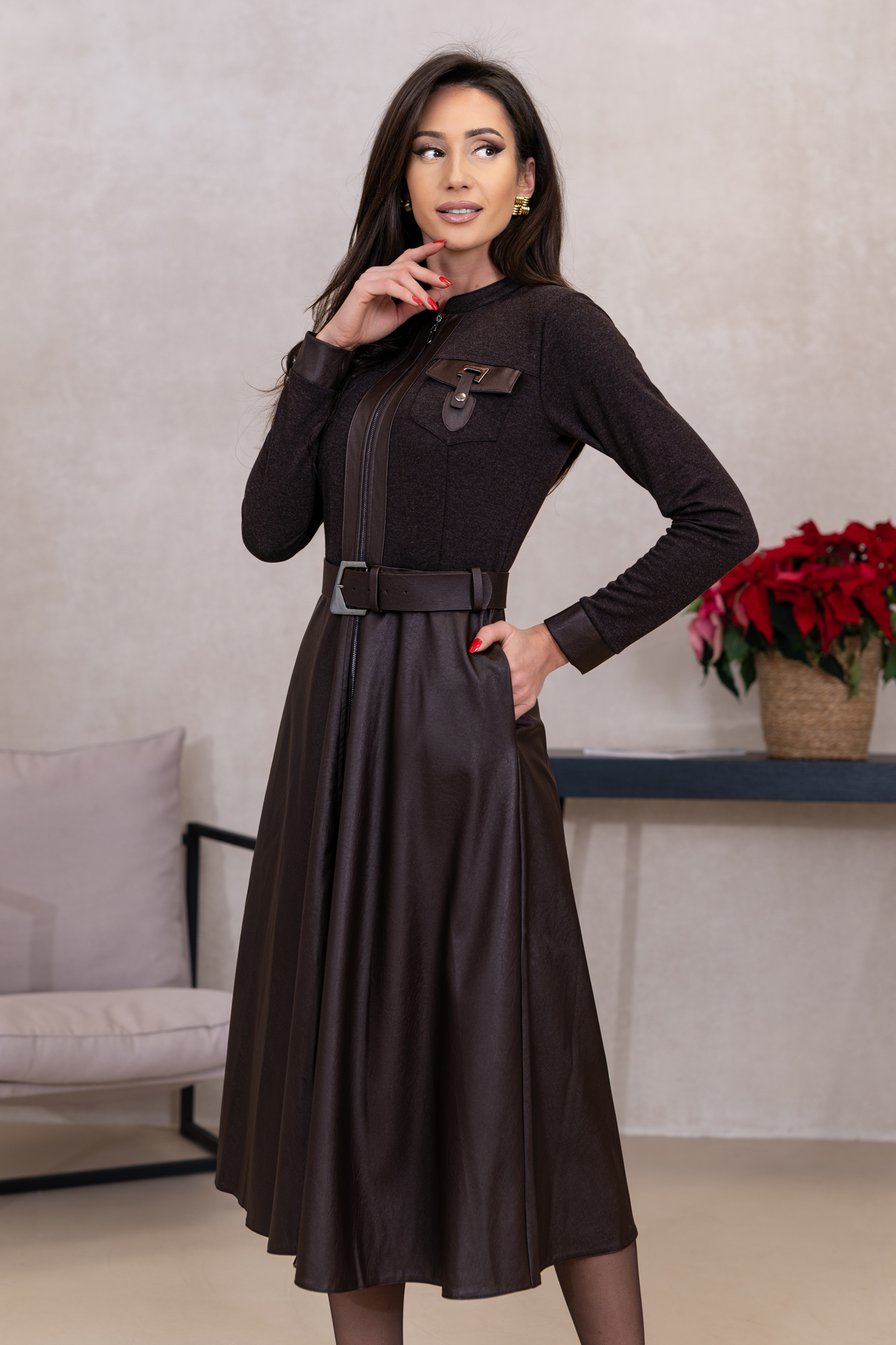 Sukienka Sophia Leather Elegance - obrazek 7